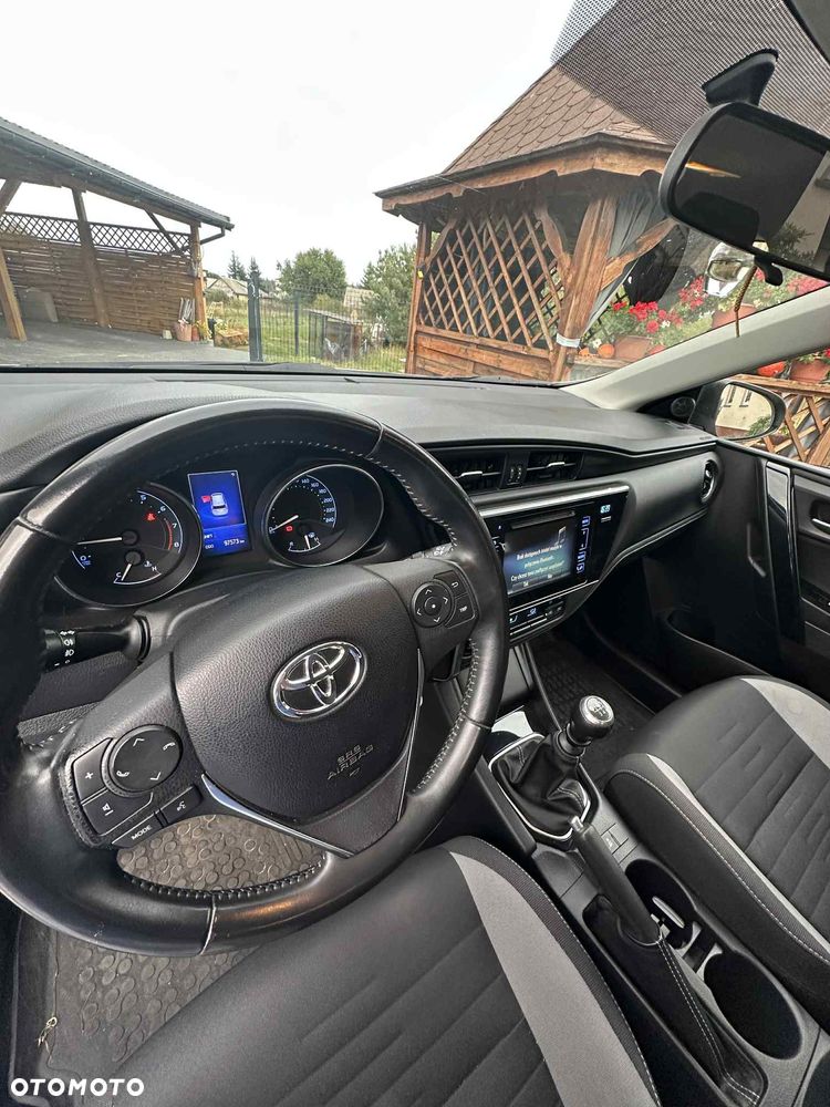 Toyota Auris 1.6 Comfort - 6