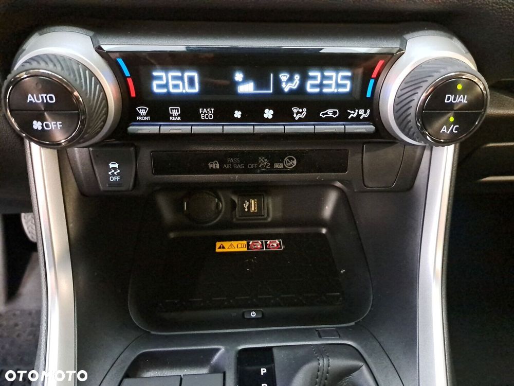 Toyota RAV4 - 25