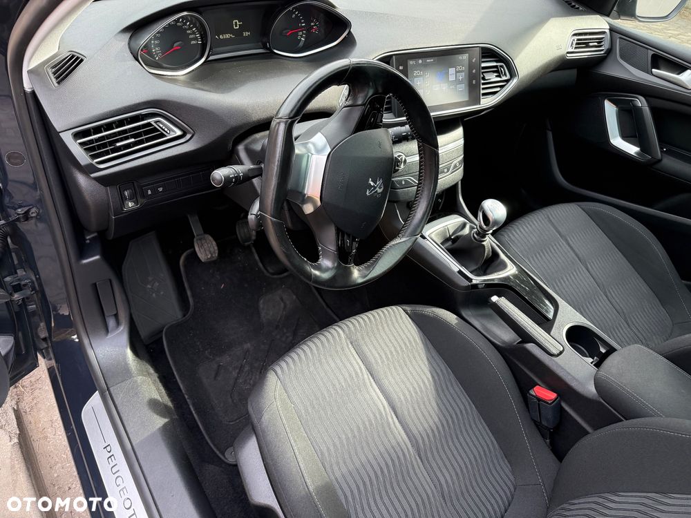 Peugeot 308 BlueHDi 120 Stop & Start Allure - 21