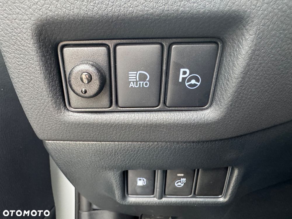 Toyota C-HR 2.0 Hybrid GR Sport - 32