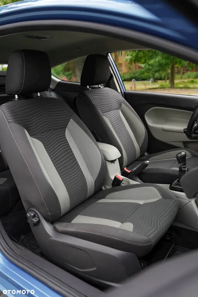 Ford Fiesta - 17