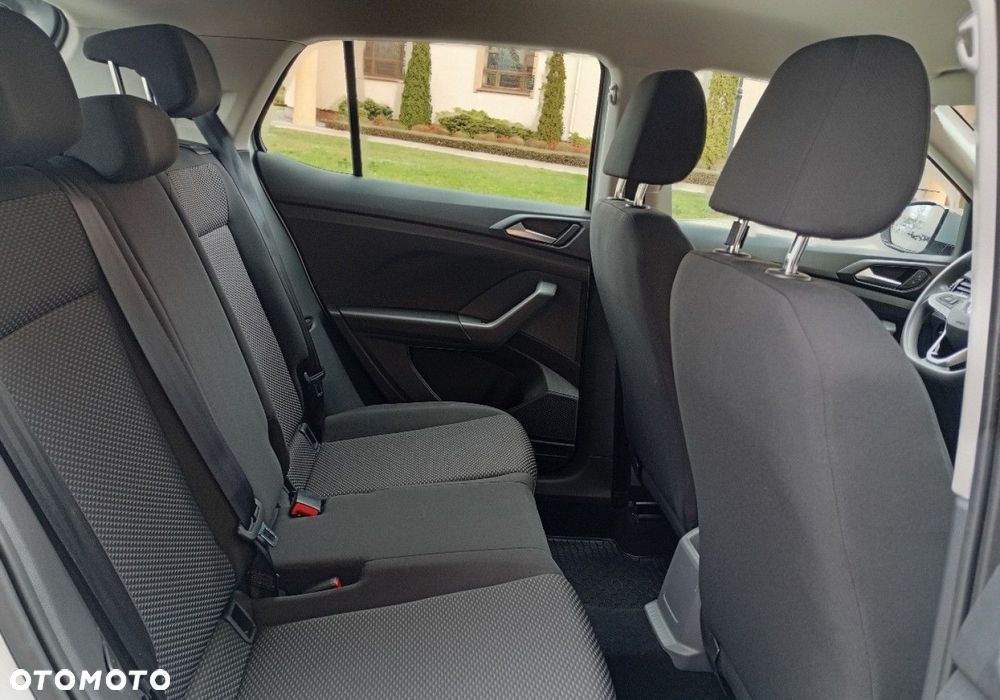 Volkswagen T-Cross - 16
