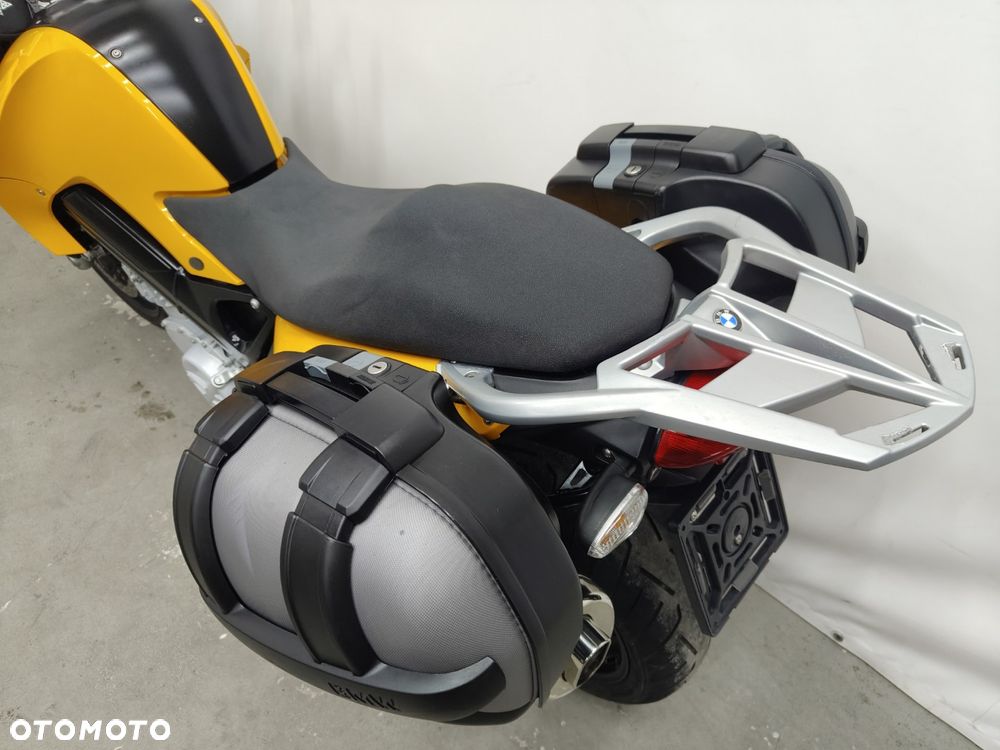 BMW F - 23