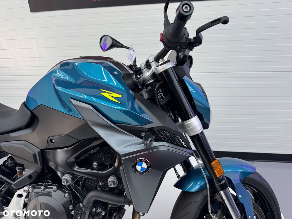 BMW F - 13