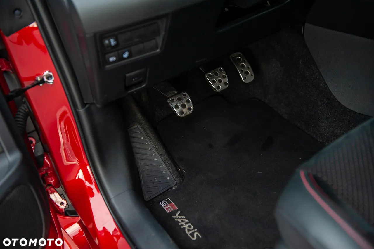 Toyota Yaris GR 1.6 Dynamic - 23
