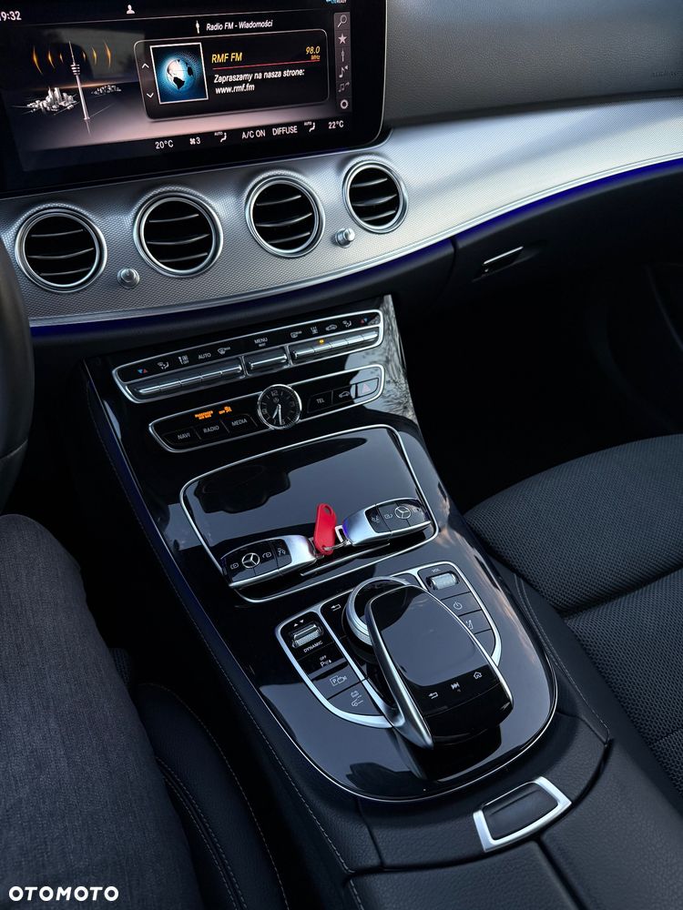 Mercedes-Benz Klasa E 300 de 9G-TRONIC Avantgarde - 18