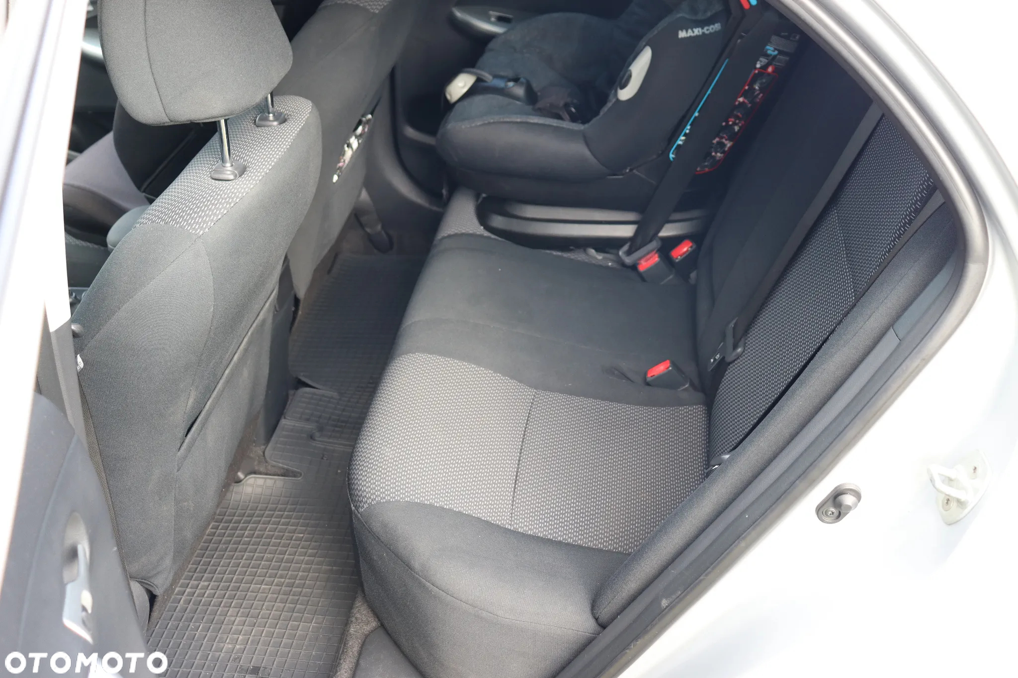 Toyota Corolla 1.4 D-4D Luna - 14