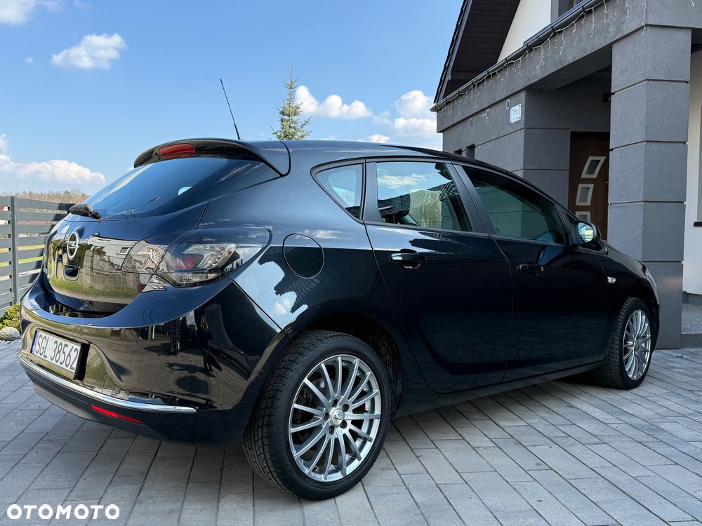 Opel Astra 1.6 Sport - 9