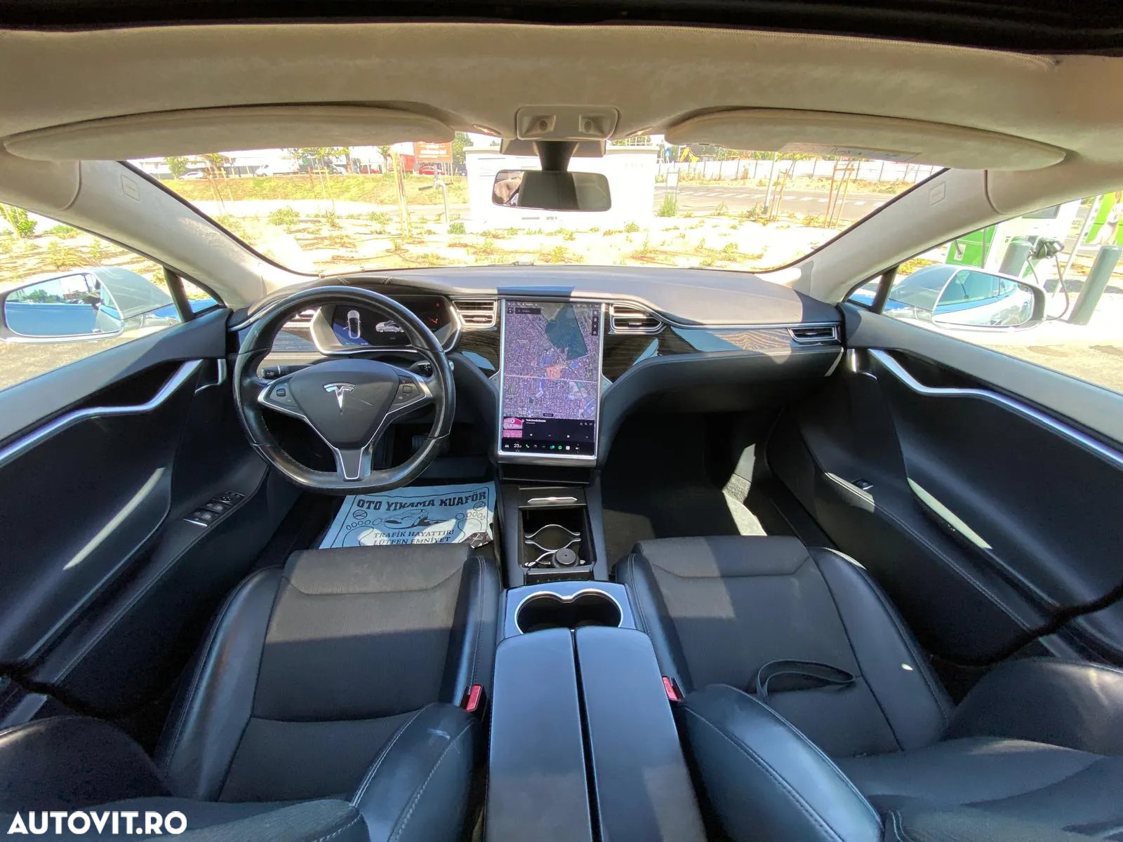 Tesla Model S Standard - 10