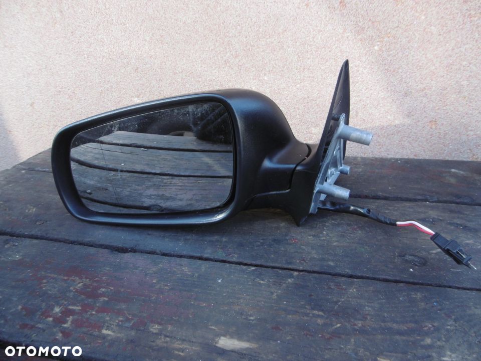 Lusterko Skoda Octavia I 5 pin europa - 1