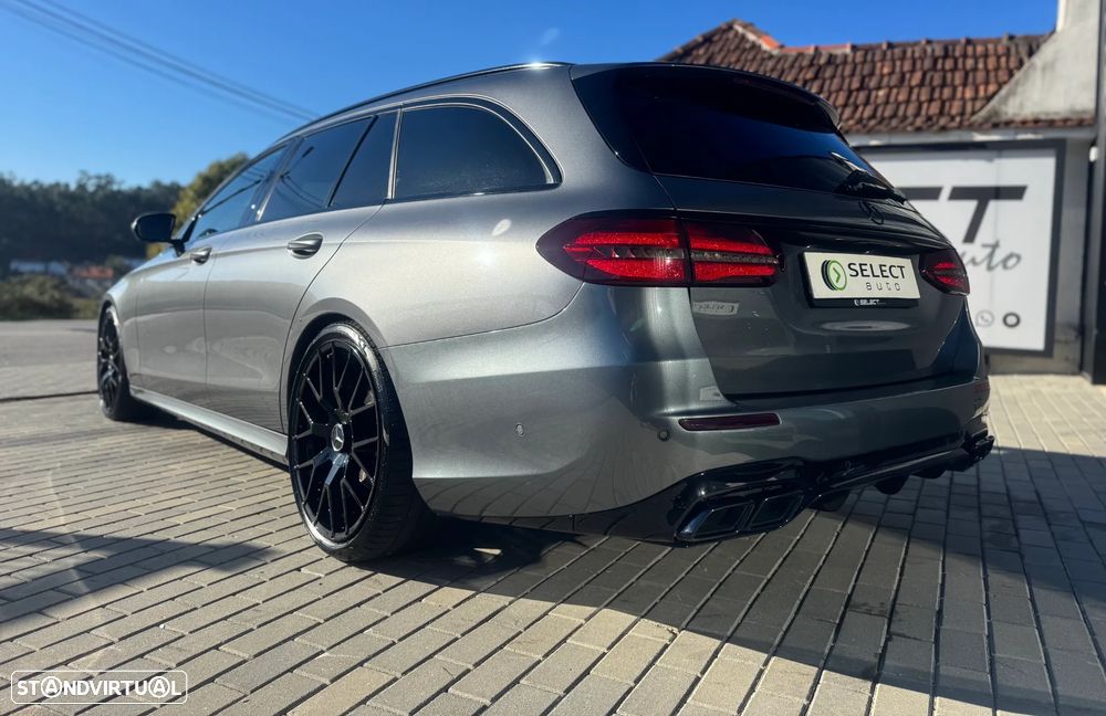 Mercedes-Benz E 220 d T 9G-TRONIC AMG Line - 7