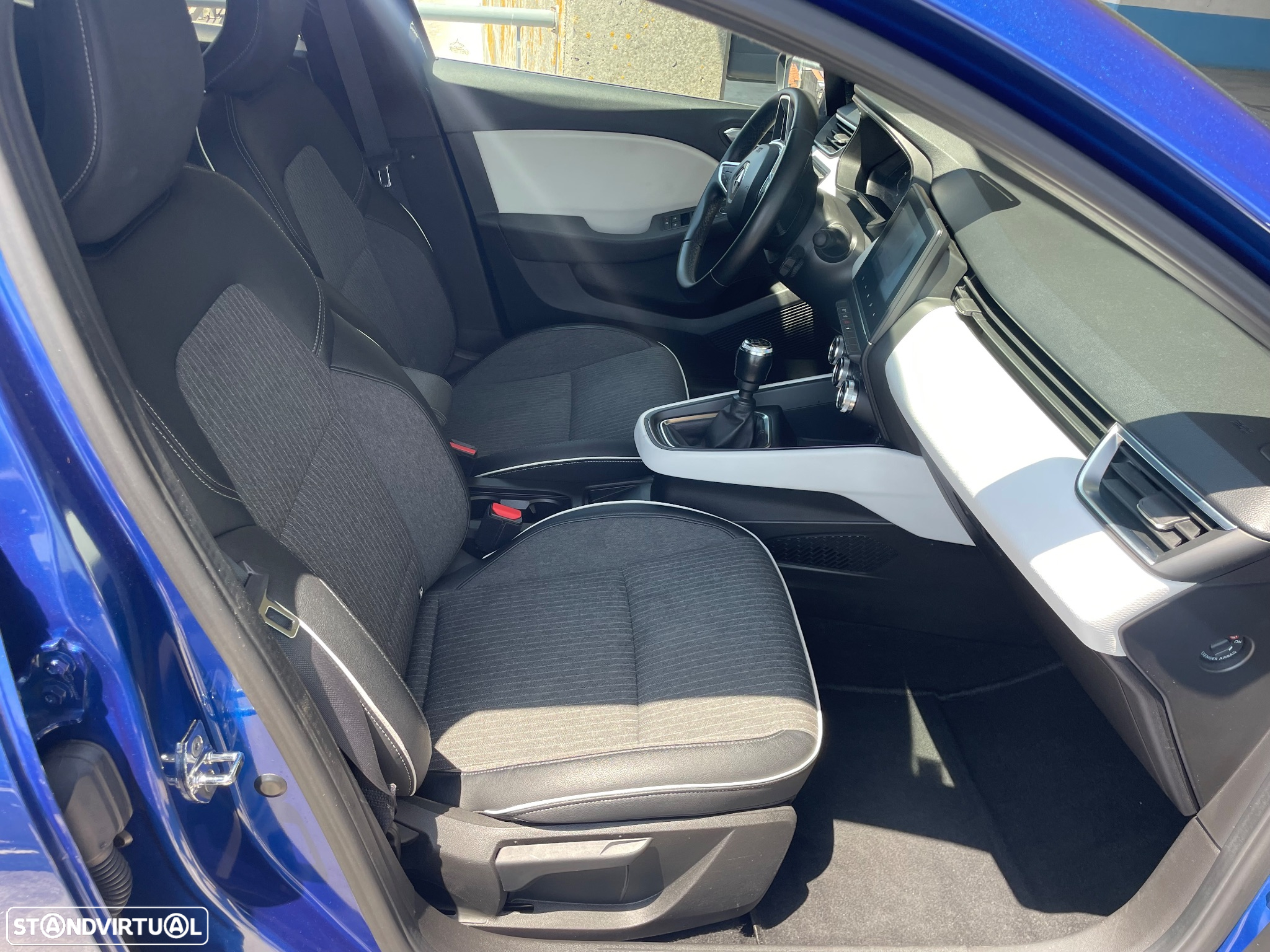 Renault Clio 1.0 TCe Intens Bi-Fuel - 10