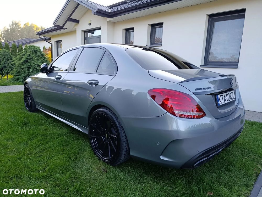 Mercedes-Benz Klasa C 450 AMG 4-Matic 7G-TRONIC - 29