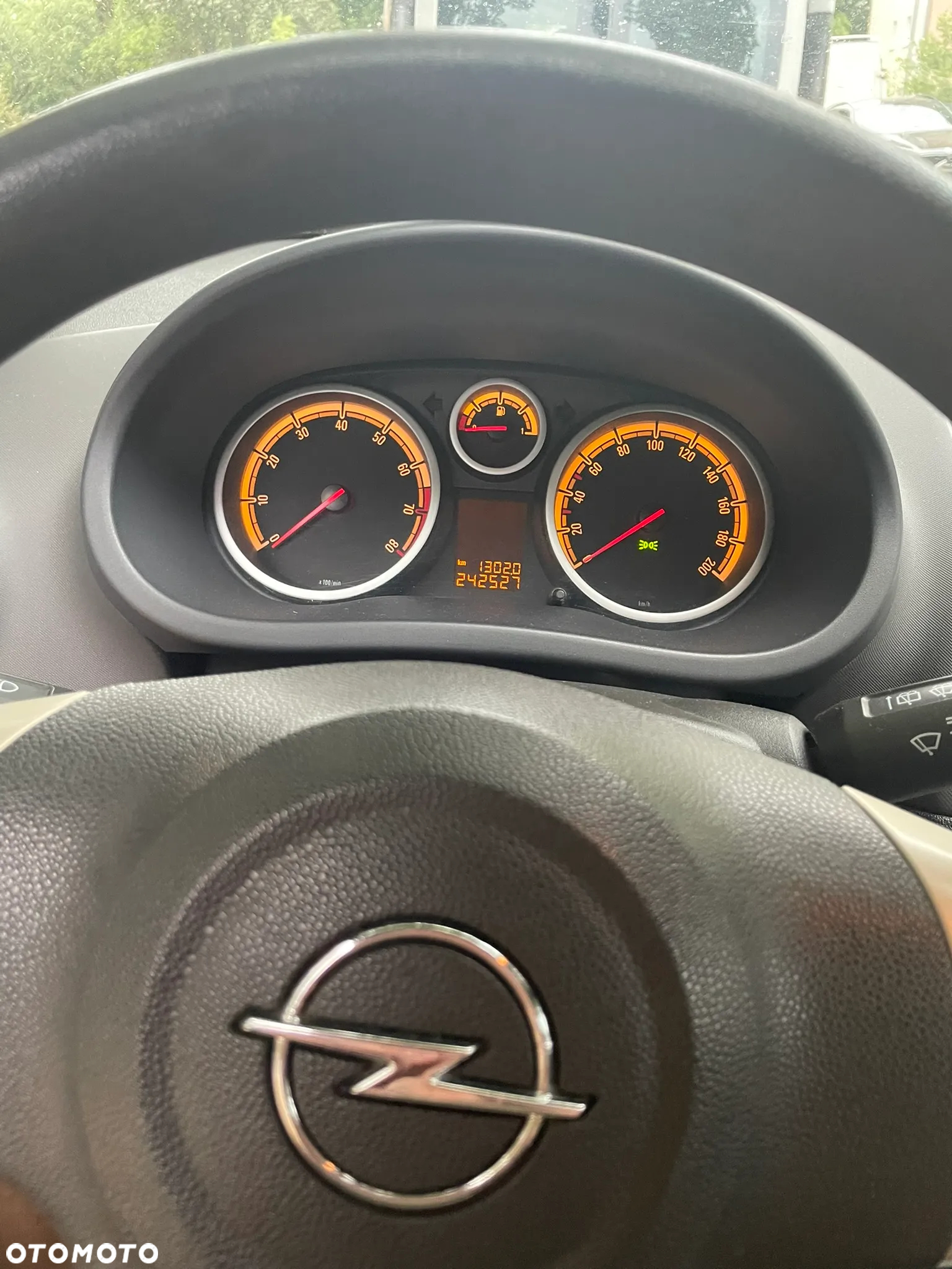 Opel Corsa 1.2 16V Cosmo - 11