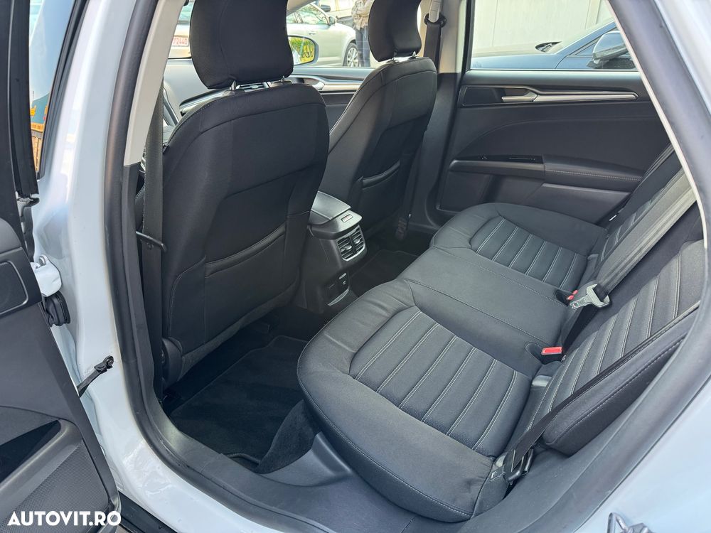 Ford Mondeo 2.0 EcoBlue Business Edition - 37