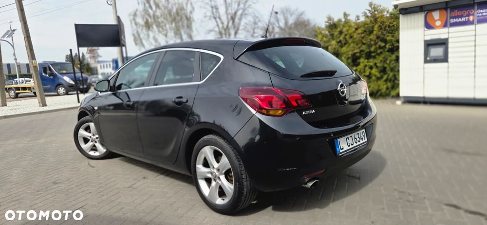 Opel Astra 1.4 Turbo Active - 11
