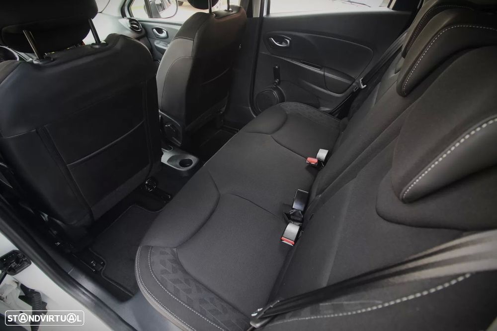 Renault Clio Sport Tourer 0.9 TCe Limited — fotografia 10