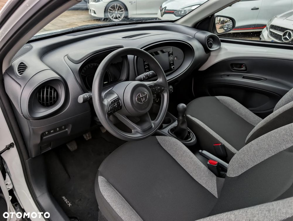 Toyota Aygo X Business Edition - 23