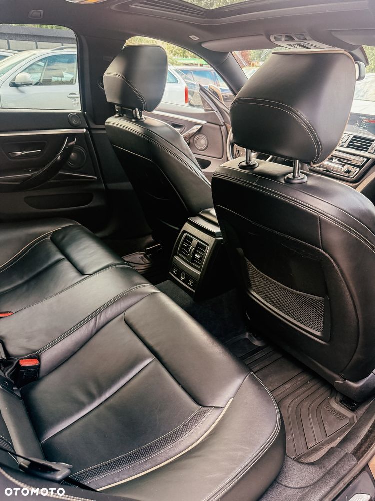 BMW Seria 4 435i xDrive M Sport - 9