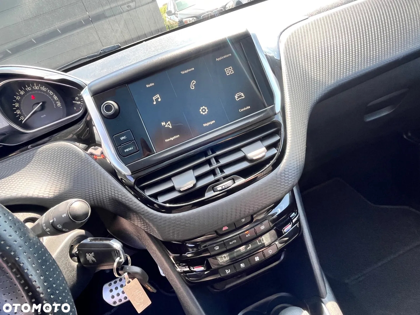 Peugeot 208 1.2 PureTech GPF Allure S&S EAT6 - 22