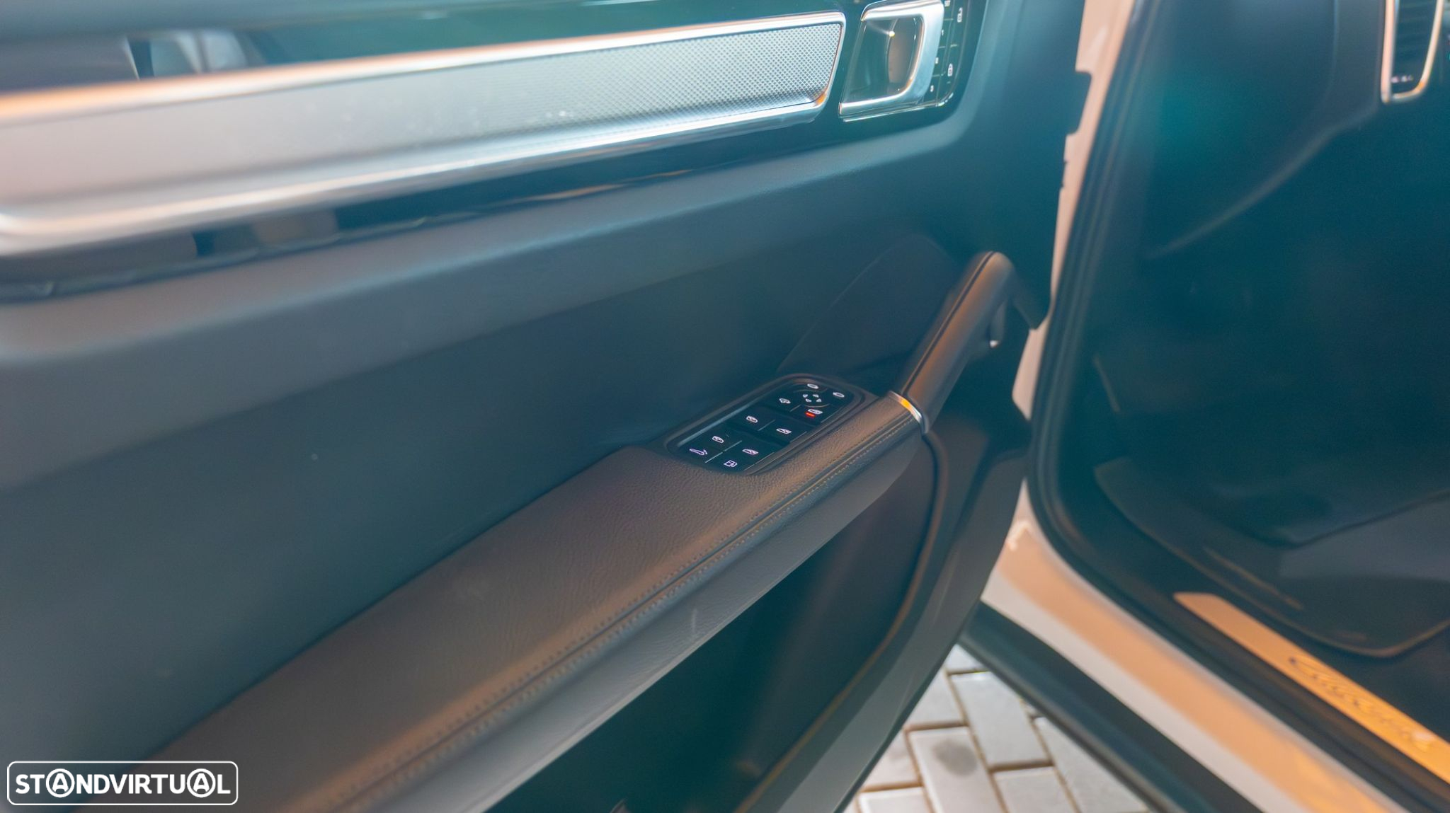 Porsche Cayenne E-Hybrid - 17