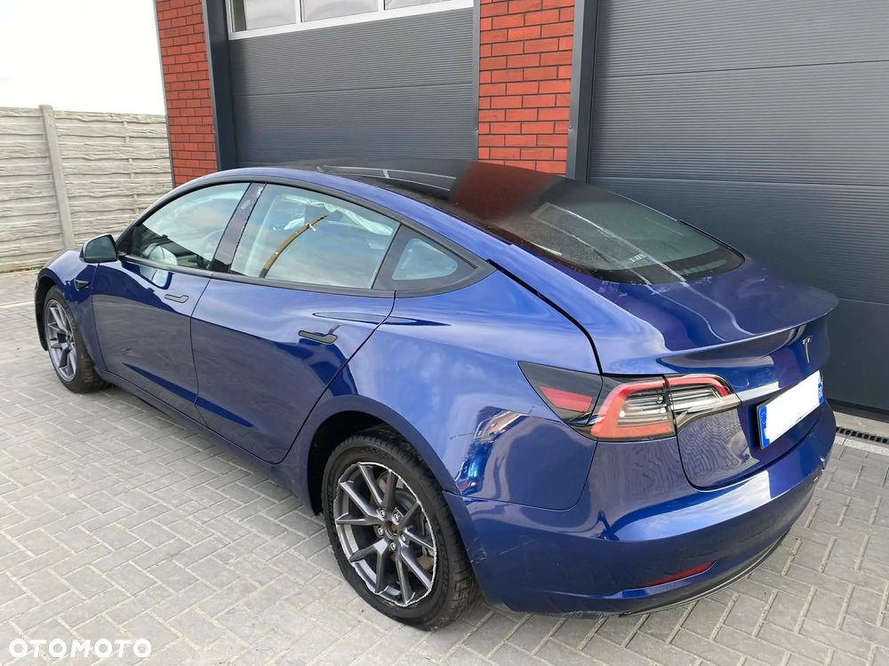 Tesla Model 3 Standard Hinterradantrieb - 5