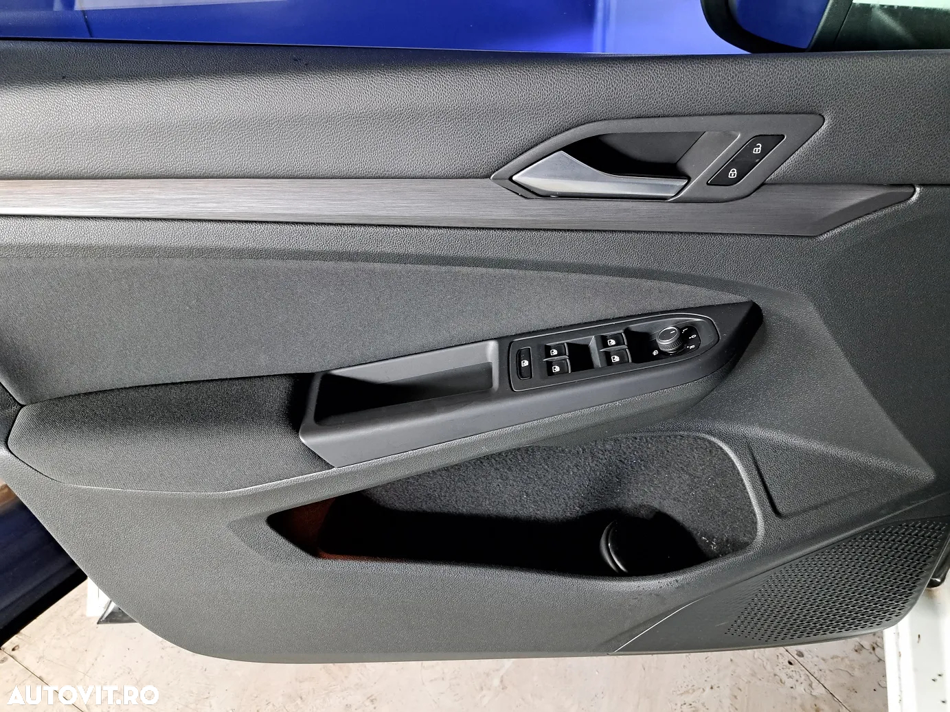 Volkswagen Golf - 9