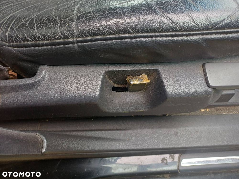 FOTELE KOMPLET LEWY PRAWY KANAPA TRZECI RZĄD BOCZKI VOLVO XC90 I SKÓRA - 8