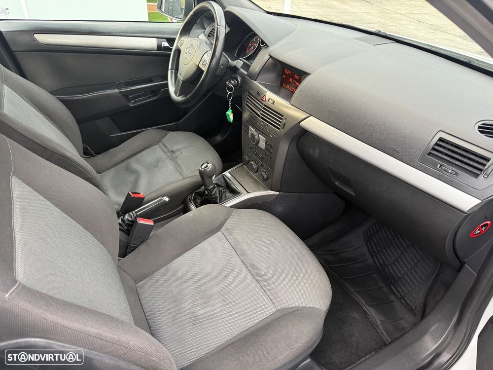 Opel Astra 1.3 CDTI Elegance - 17