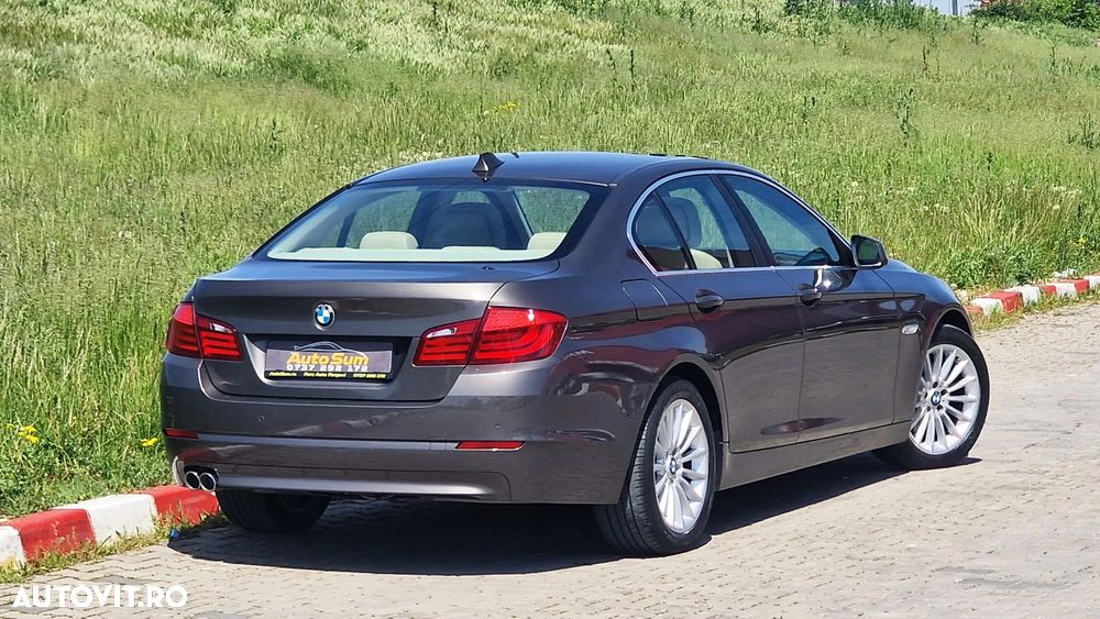 BMW Seria 5 520d - 7