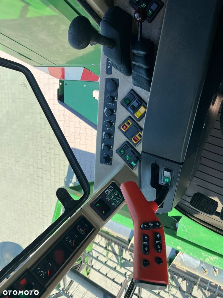 John Deere 2254 HillMaster - 20