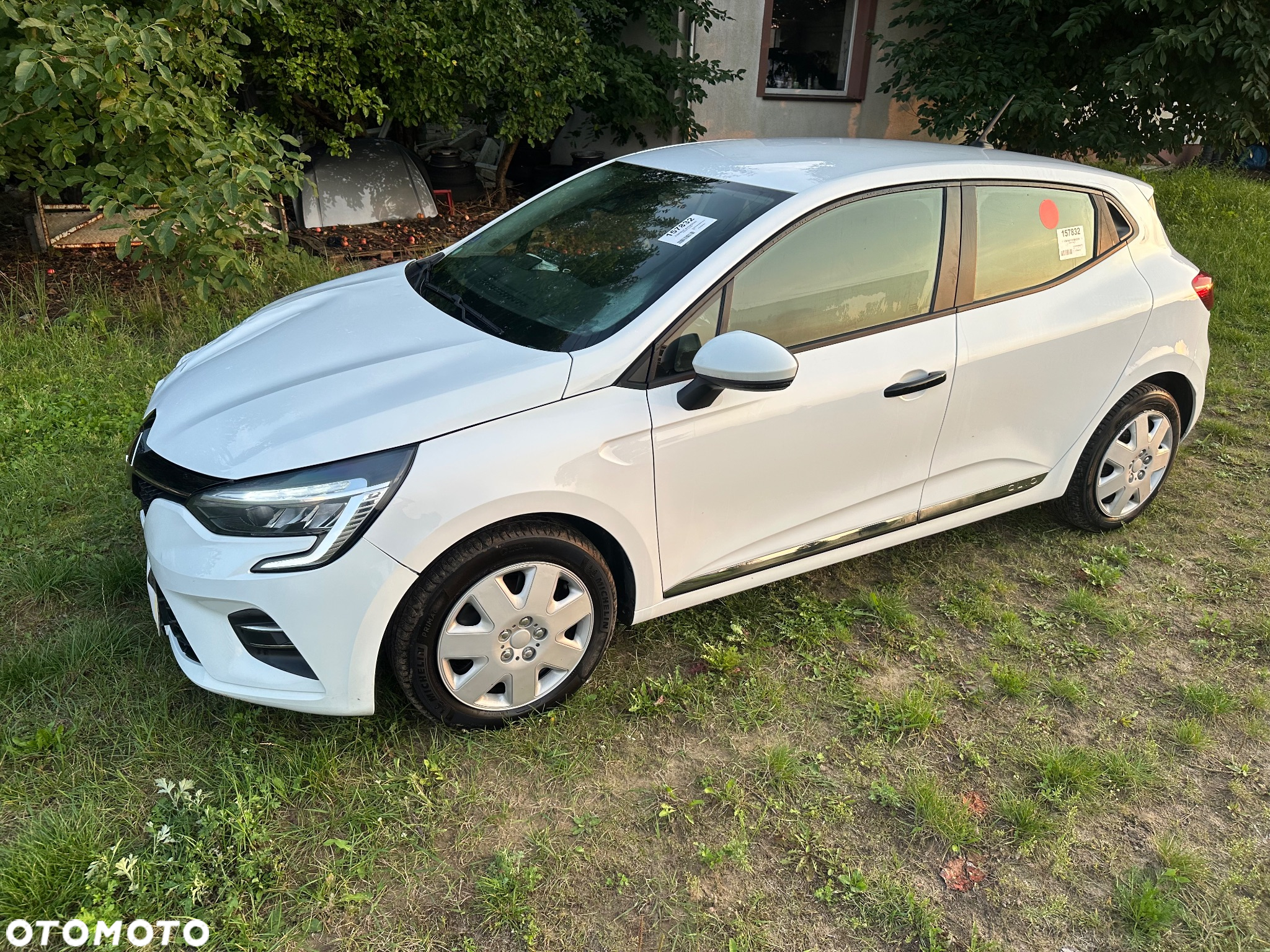 Renault Clio TCe 90 TECHNO - 3