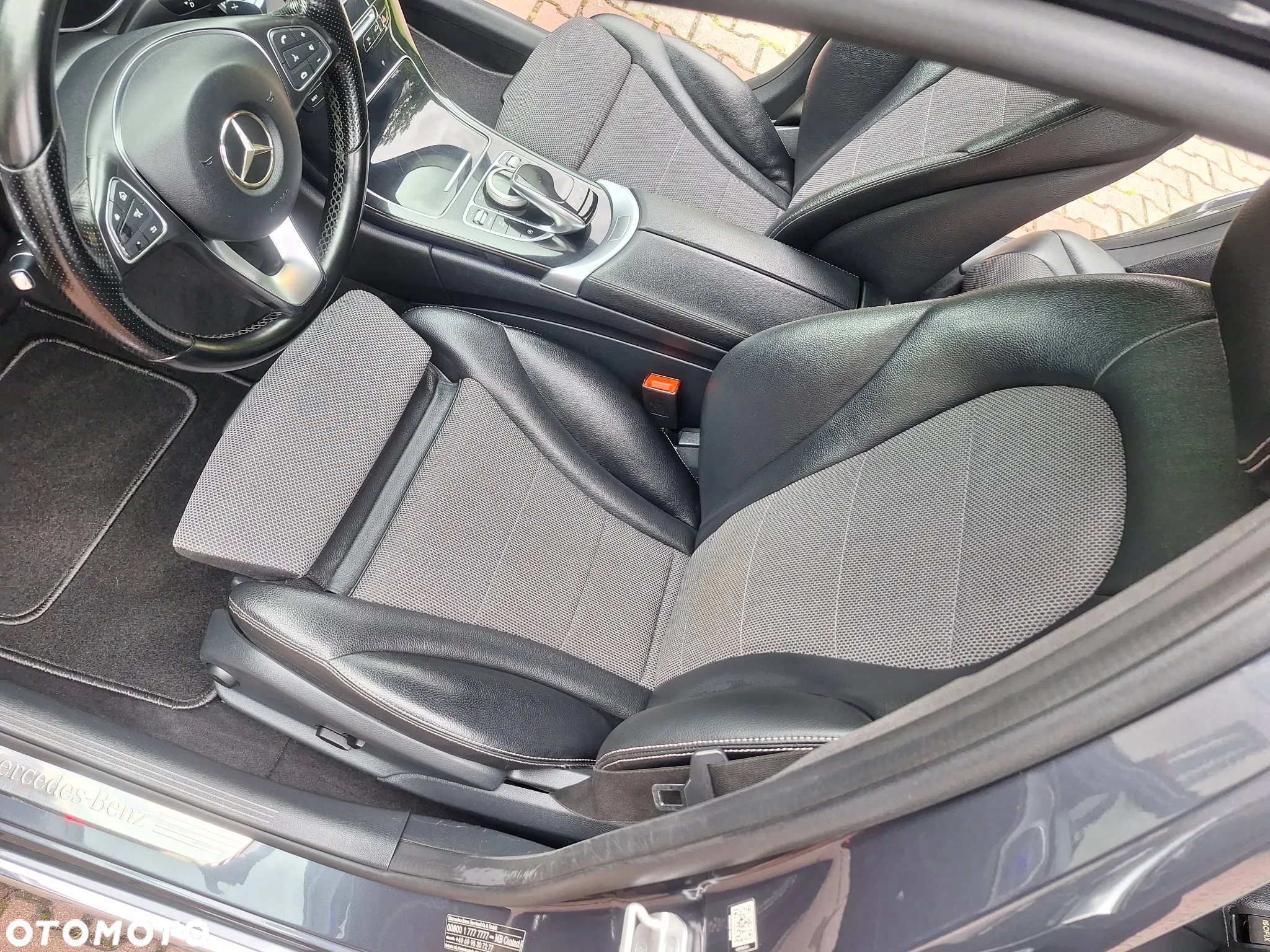 Mercedes-Benz Klasa C 200 7G-TRONIC - 22