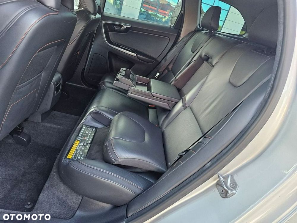 Volvo XC 60 D3 Inscription - 36