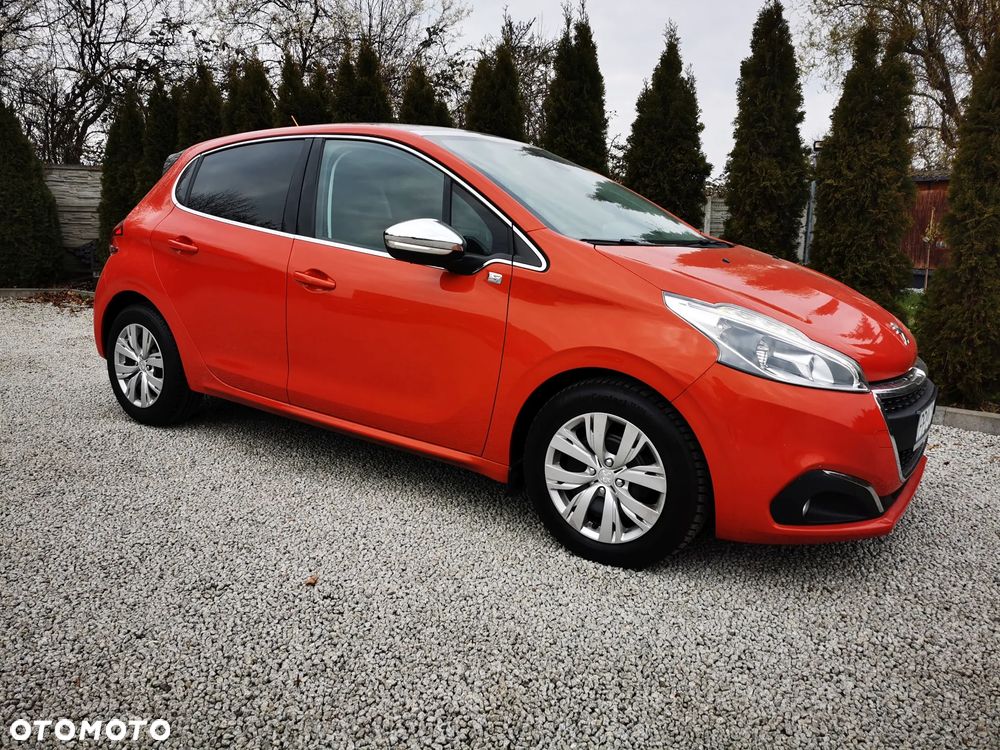 Peugeot 208 Blue-HDi 100 Stop&Start Style - 4