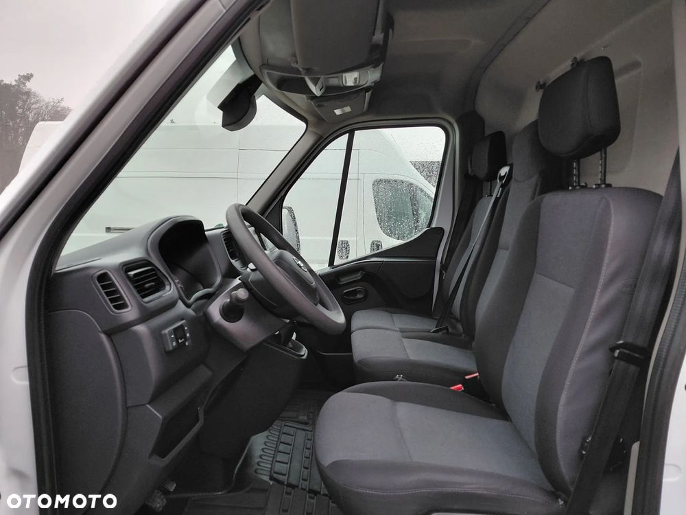 Nissan Interstar L2H2 * 2.3 DCI * - 5