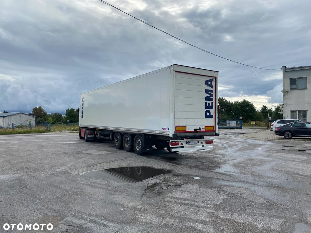 Schmitz Cargobull BOX - 2