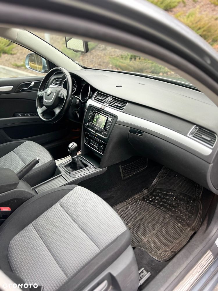 Skoda Superb 1.6 TDI Exclusive - 13