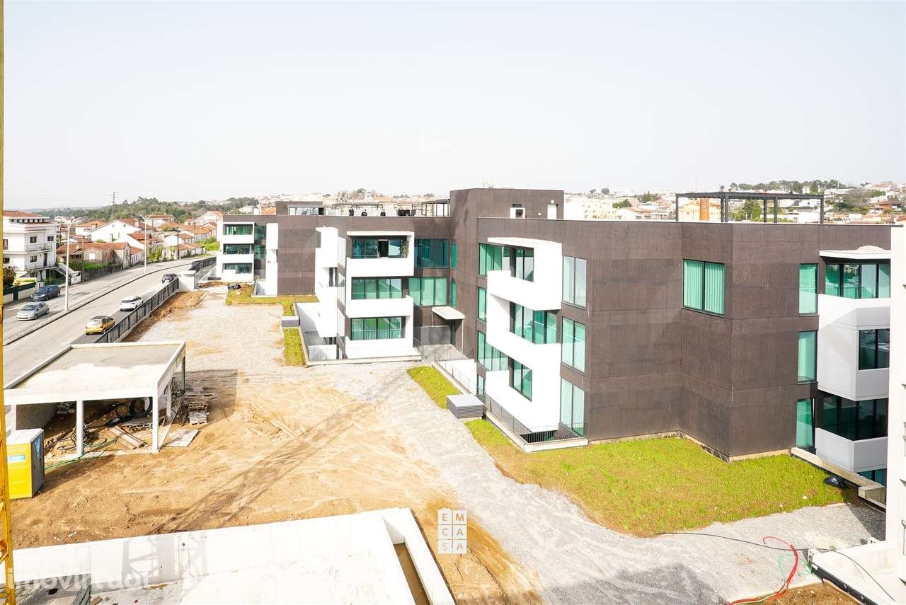 Apartamento T0+1 Venda em São João da Madeira,São João da Madeira - Grande imagem: 2/15