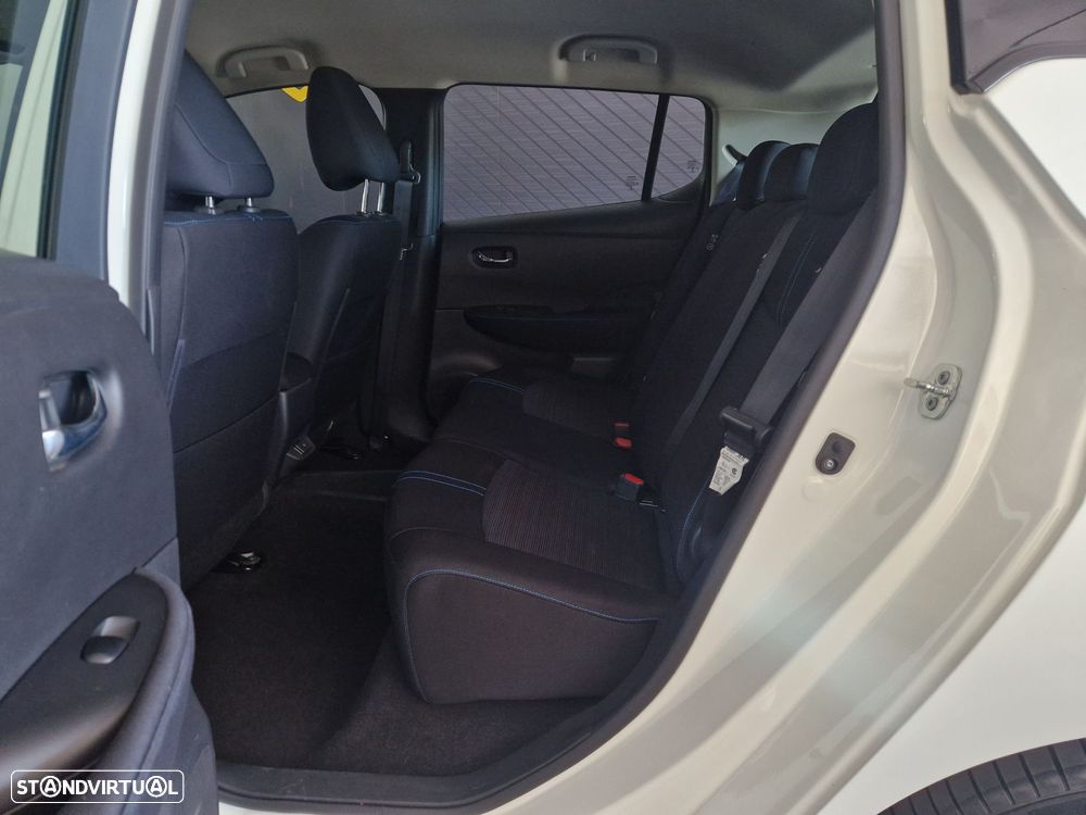 Nissan Leaf Acenta - 17