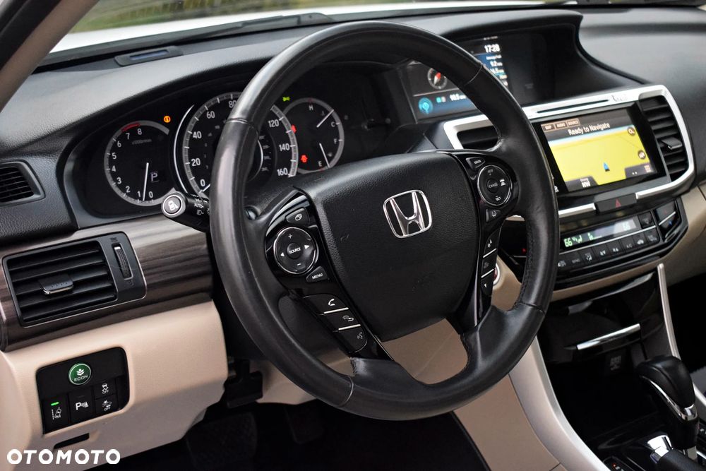 Honda Accord 3.5 V6 EX - 33