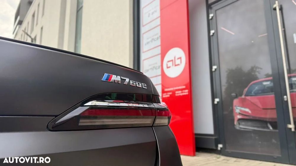 BMW M7 M760e xDrive AT PHEV - 6