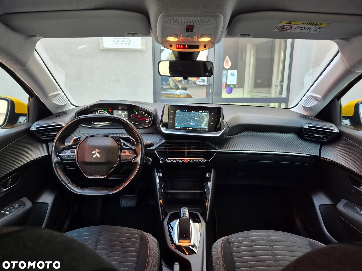 Peugeot 208 - 20
