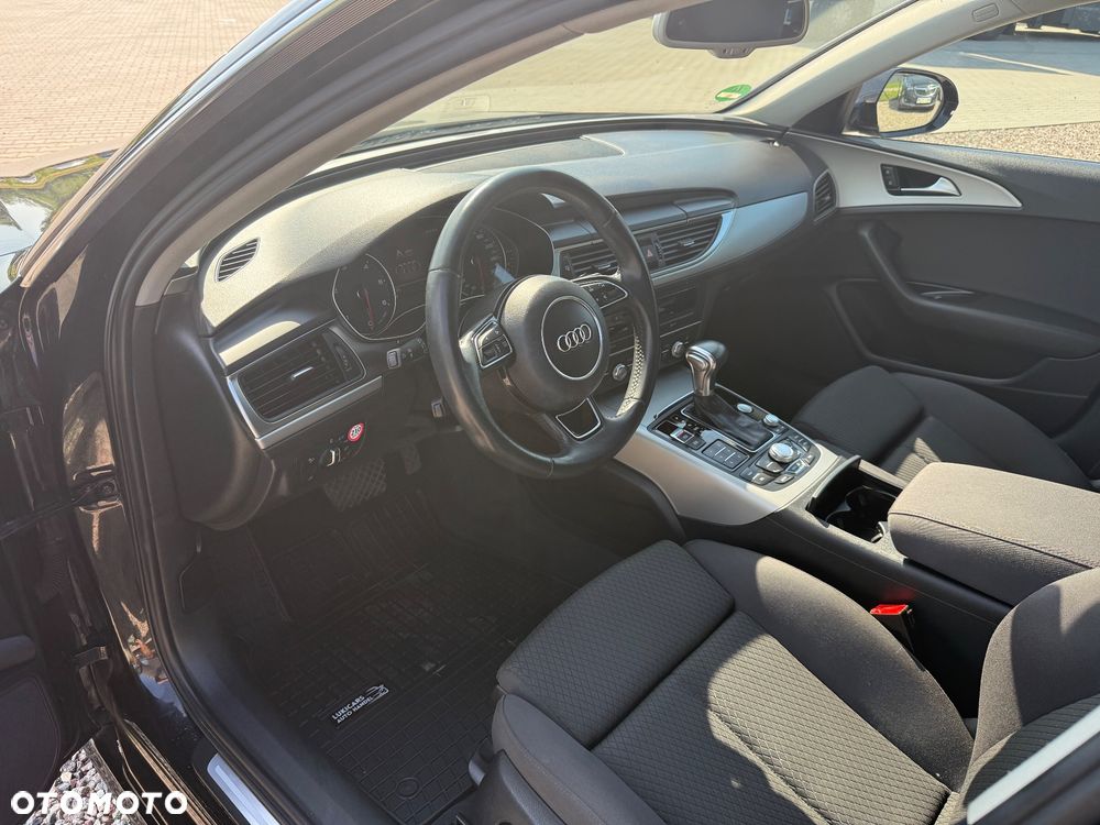 Audi A6 Avant 2.0 TDI Ultra DPF S tronic - 39