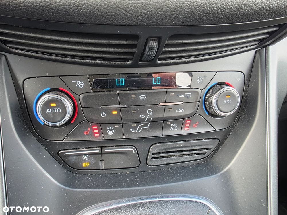 Ford Kuga - 13