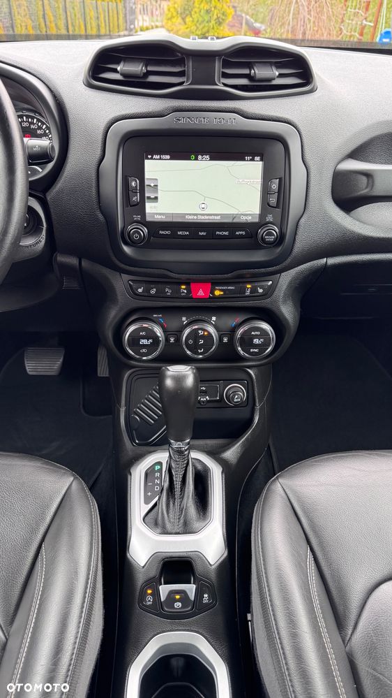 Jeep Renegade 1.4 MultiAir DSG Business Line - 32