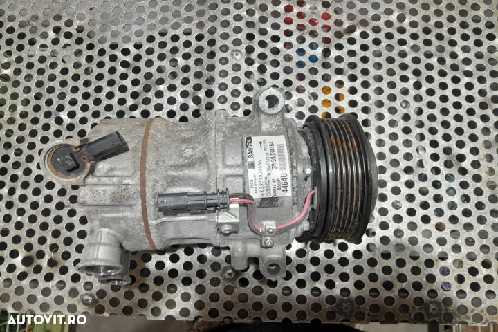 Compresor AC 39034464 39034464 Opel Astra K [2015 - 2020] Sports Tour - 4