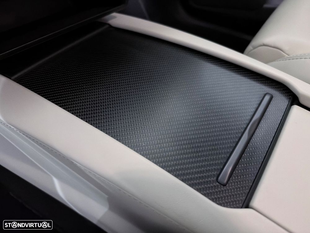 Tesla Model X 100D - 21