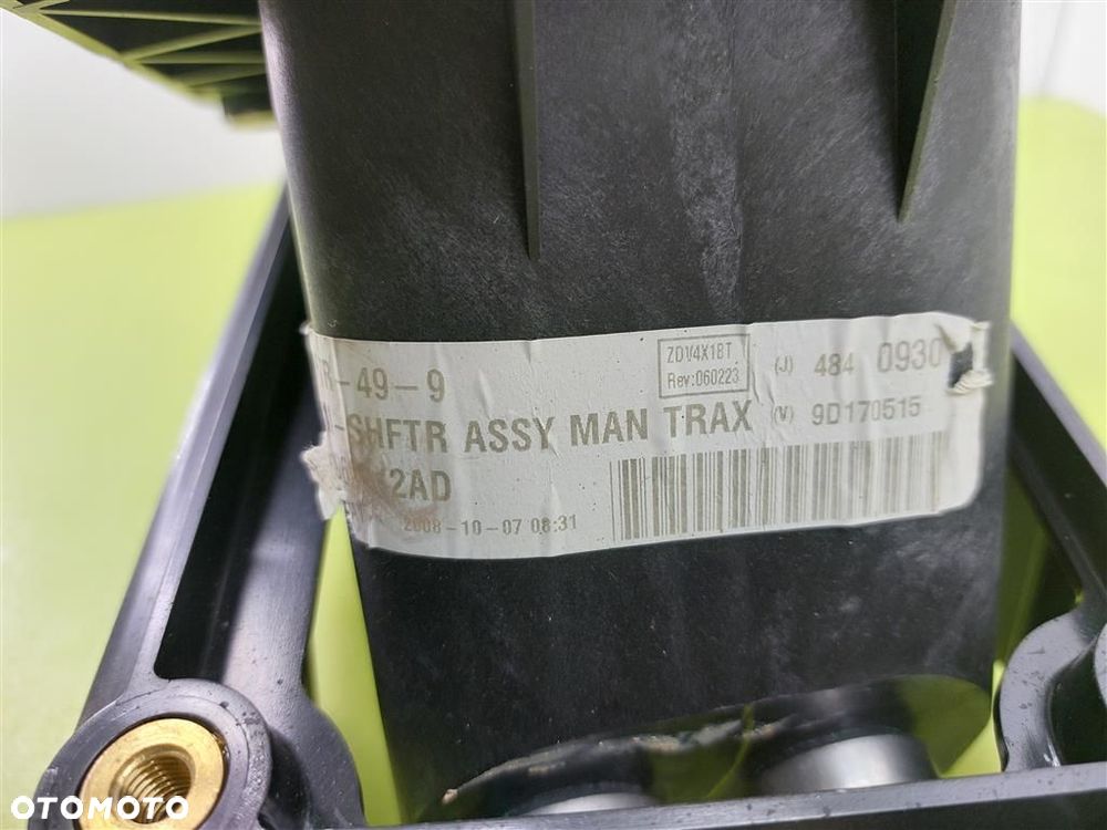 Mechanizm zmiany biegów lewarek Dodge Caliber  2.0B 156KM 2006-2011 - 5