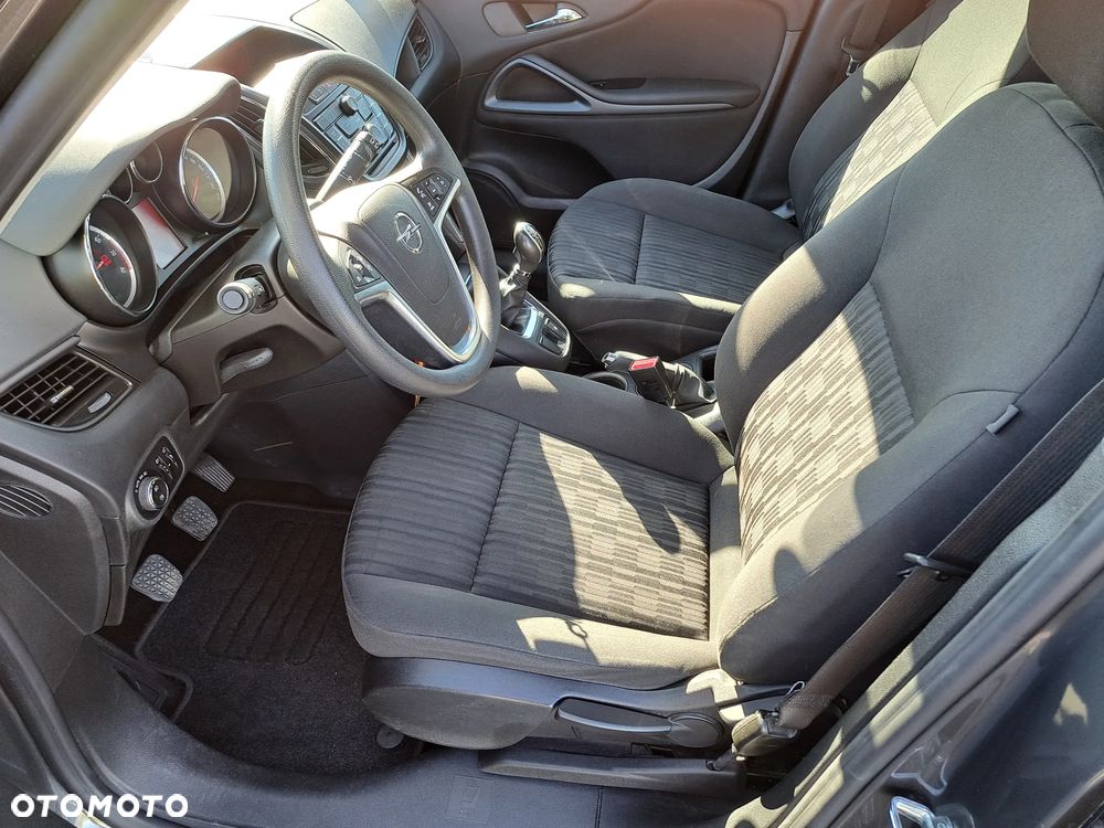 Opel Zafira - 20